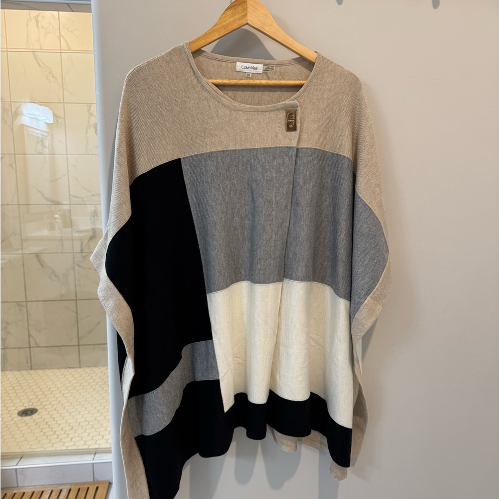 Calvin Klein Sweater Women One Size Beige Black Colorblock Shawl Knit Poncho